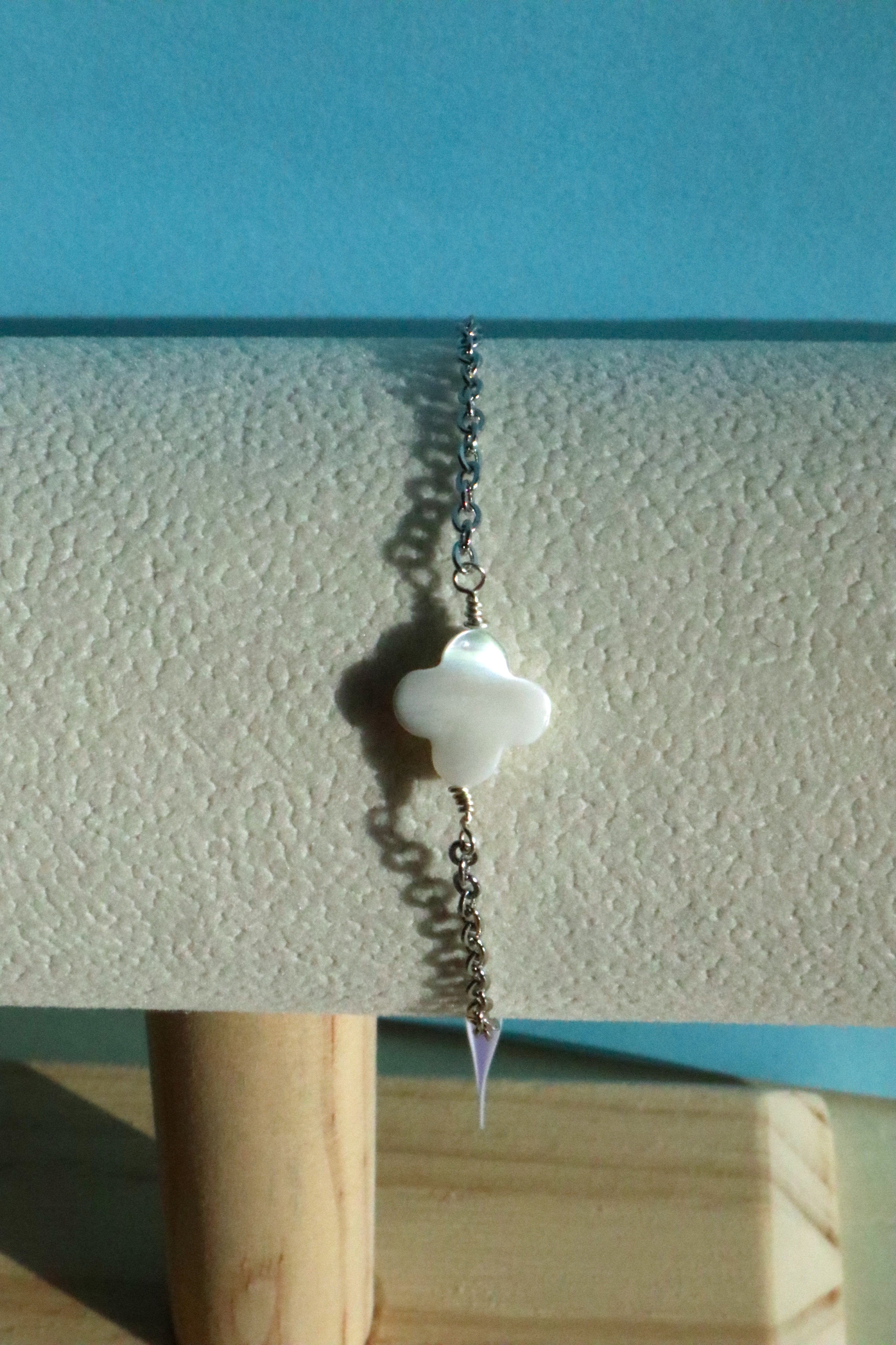 Stainless Steel Mother Of Pearl Clover Bracelet